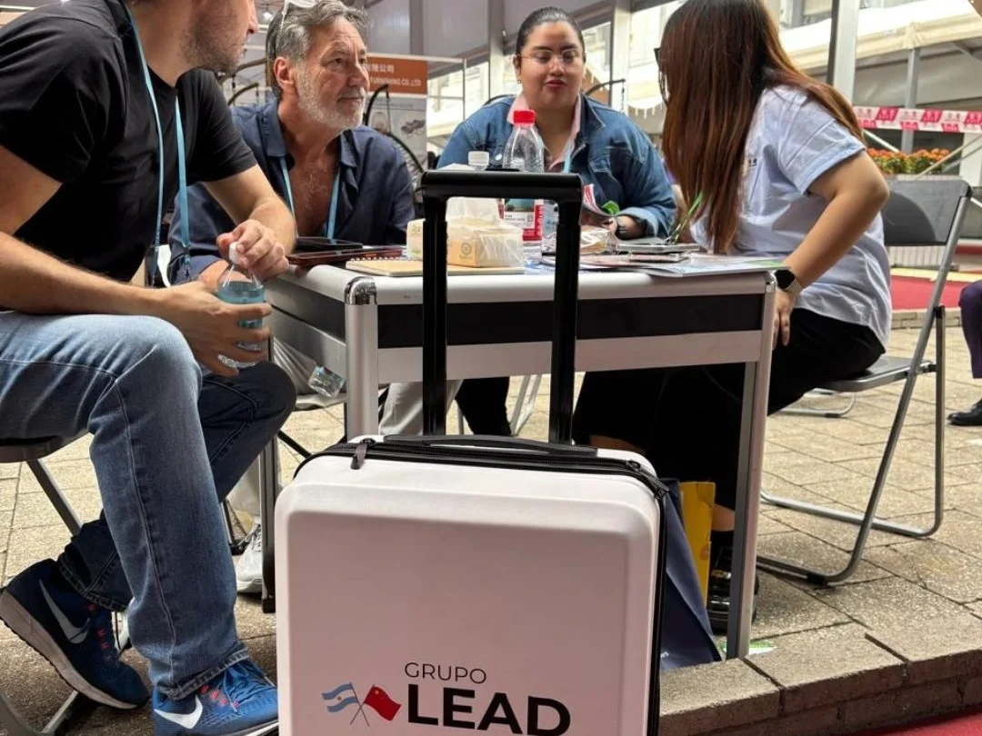Empresarios acompañados por Grupo LEAD durante una misión comercial en China.